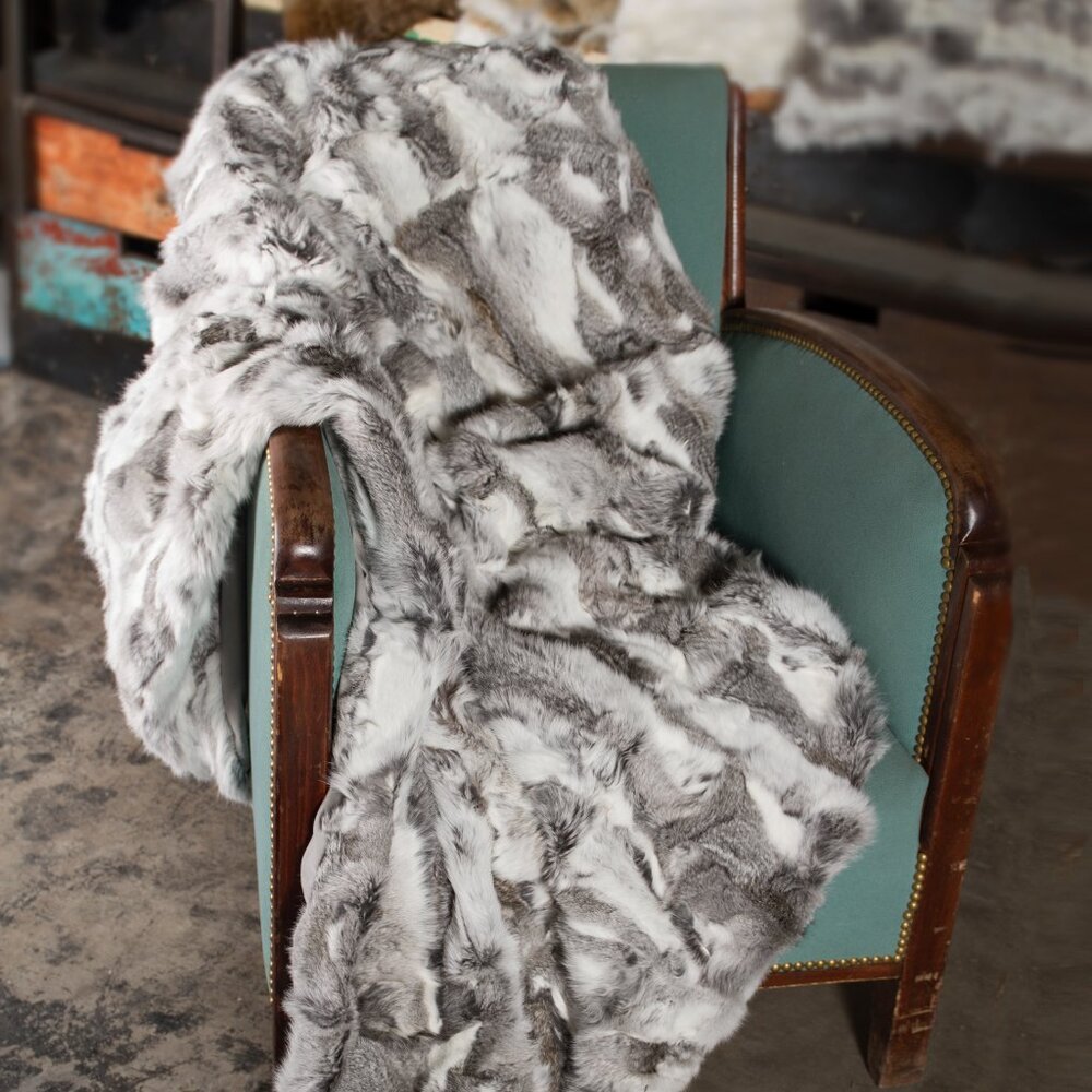 Natural Home Decor Classic Rabbit Throw | 1-Piece | Grey | 50"x60" - Picture 2 of 3